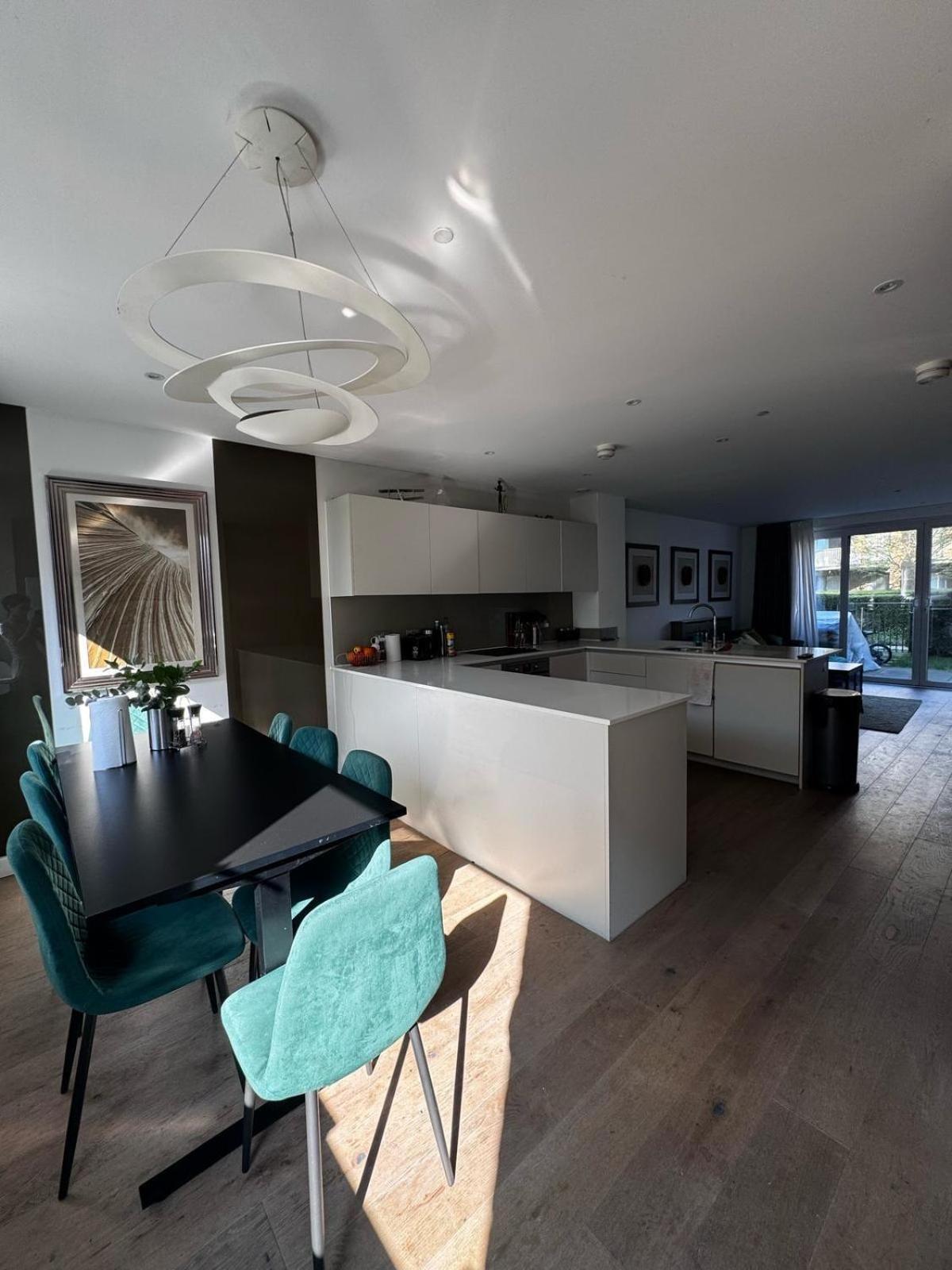 Hébergement de vacances Modern 3 Bed 3 Bath House Near Greenwich *