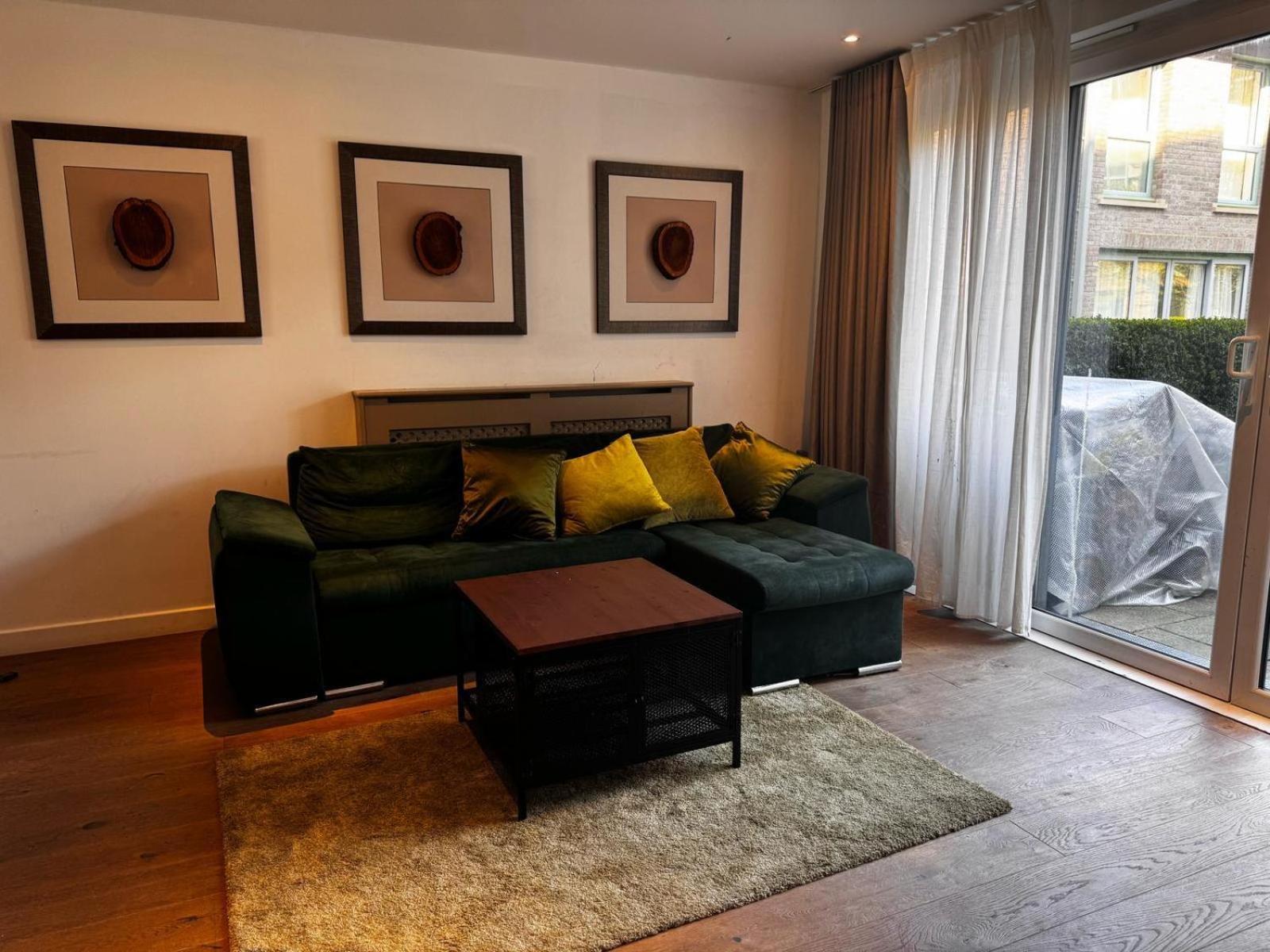 Modern 3 Bed 3 Bath House Near Greenwich Hébergement de vacances